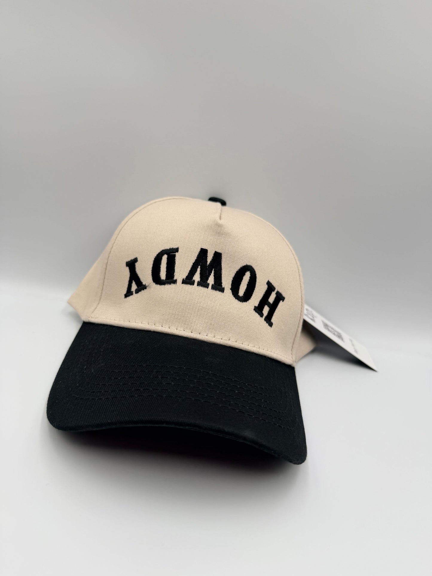 Howdy Hat – Black Brim Western Embroidered Cap